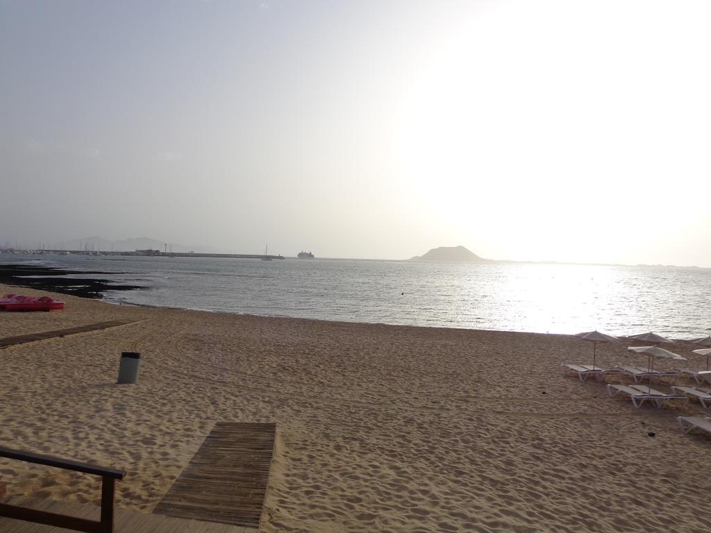 Habitaciones Residencial Corralejo Centro Playa 外观 照片